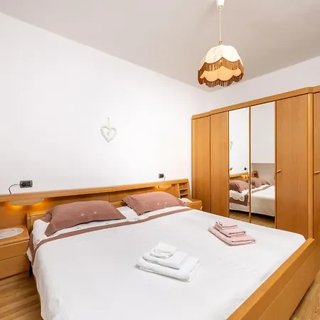 Casa Lena Hébergement de vacances *